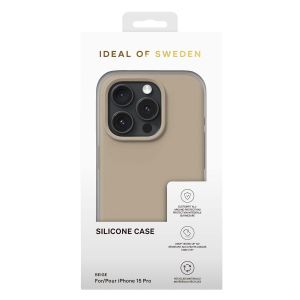 iDeal of Sweden Coque Silicone iPhone 15 Pro - Beige