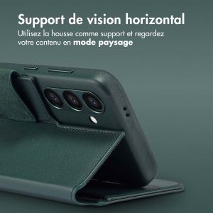 Accezz Étui de téléphone portefeuille en cuir 2-en-1 avec MagSafe Samsung Galaxy S24 - Cedar Green