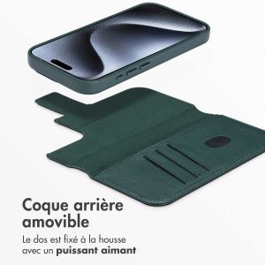 Accezz Étui de téléphone portefeuille en cuir 2-en-1 avec MagSafe iPhone 15 Pro - Cedar Green
