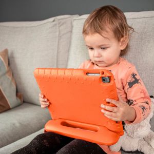 iMoshion Coque kidsproof avec poignée iPad Mini 6 (2021) - Orange