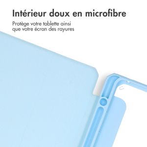 iMoshion Coque tablette rigide Trifold iPad Air 11 pouces (2024) M2 / Air 5 (2022) / Air 4 (2020) - Bleu clair