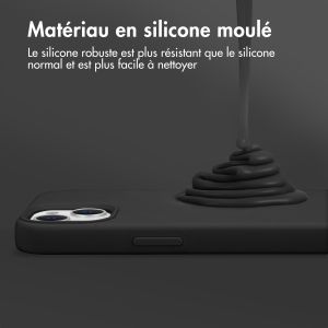 Accezz Coque Liquid Silicone Samsung Galaxy S22 - Noir