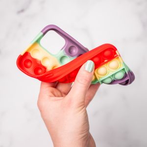 iMoshion Pop It Fidget Toy - Coque Pop It iPhone 12 (Pro) - Rainbow