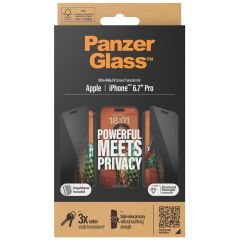 PanzerGlass ﻿Protection d'écran Privacy Ultra-Wide Fit Anti-bactérienne avec applicateur iPhone 15 Pro Max