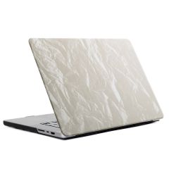 Selencia Coque en velours MacBook Air 13 pouces (2022) / Air 13 pouces (2024) M3 chip - A2681 / A3113 - Beige